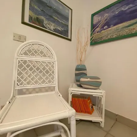 In Villetta A Spiaggia Grande A 2 Passi Dal Mare *