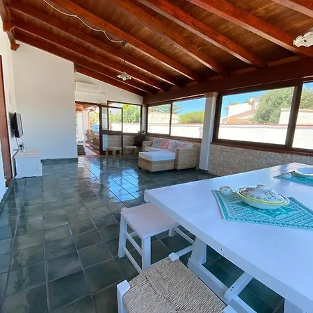Holiday home In Villetta A Spiaggia Grande A 2 Passi Dal Mare